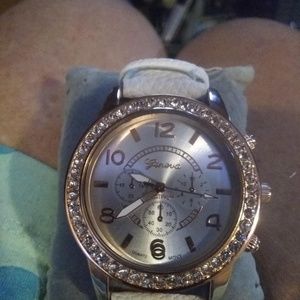 Geniva womens watch
